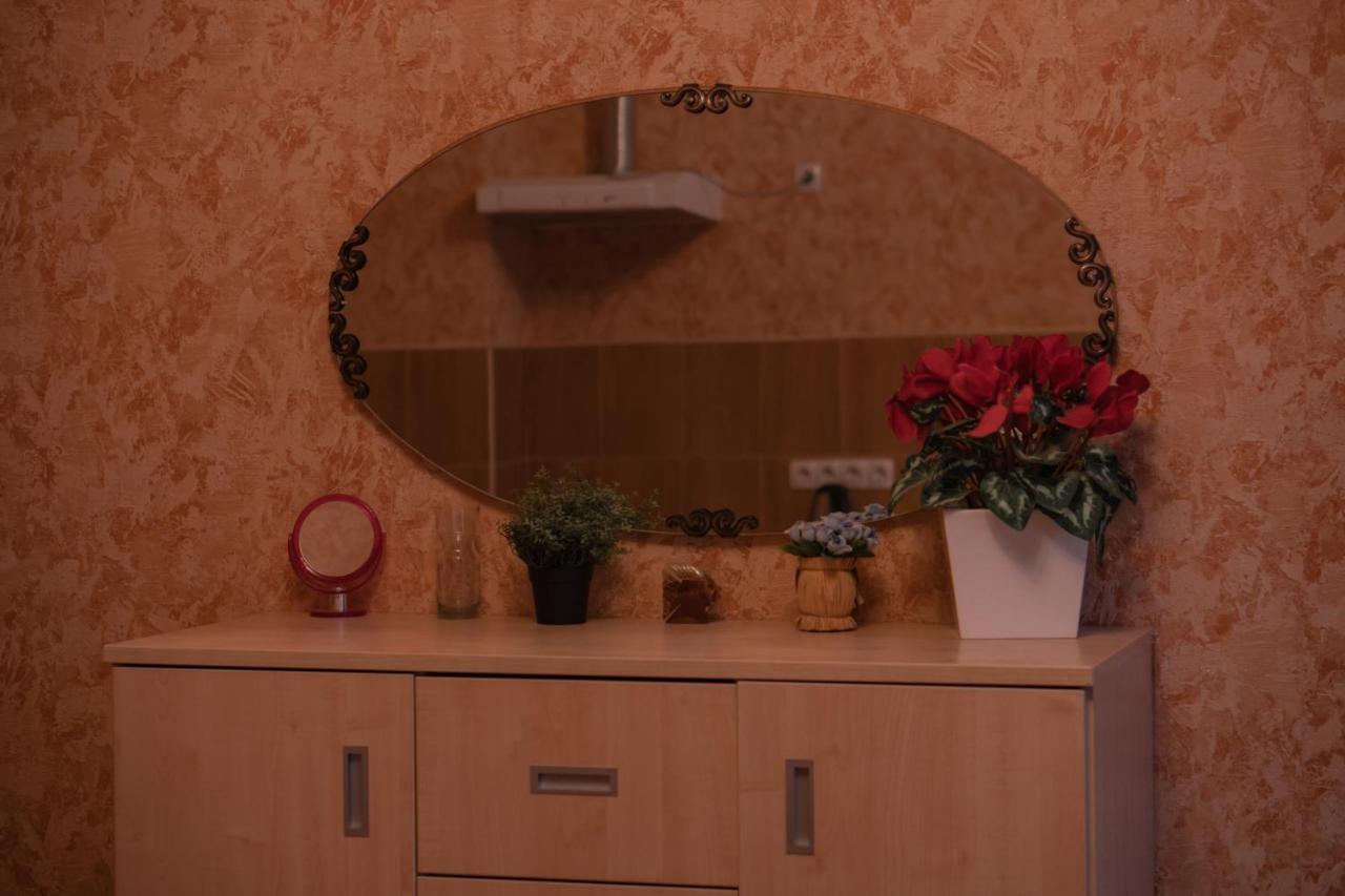 Kurbrauksim Goldingen Apartments クルディーガ エクステリア 写真