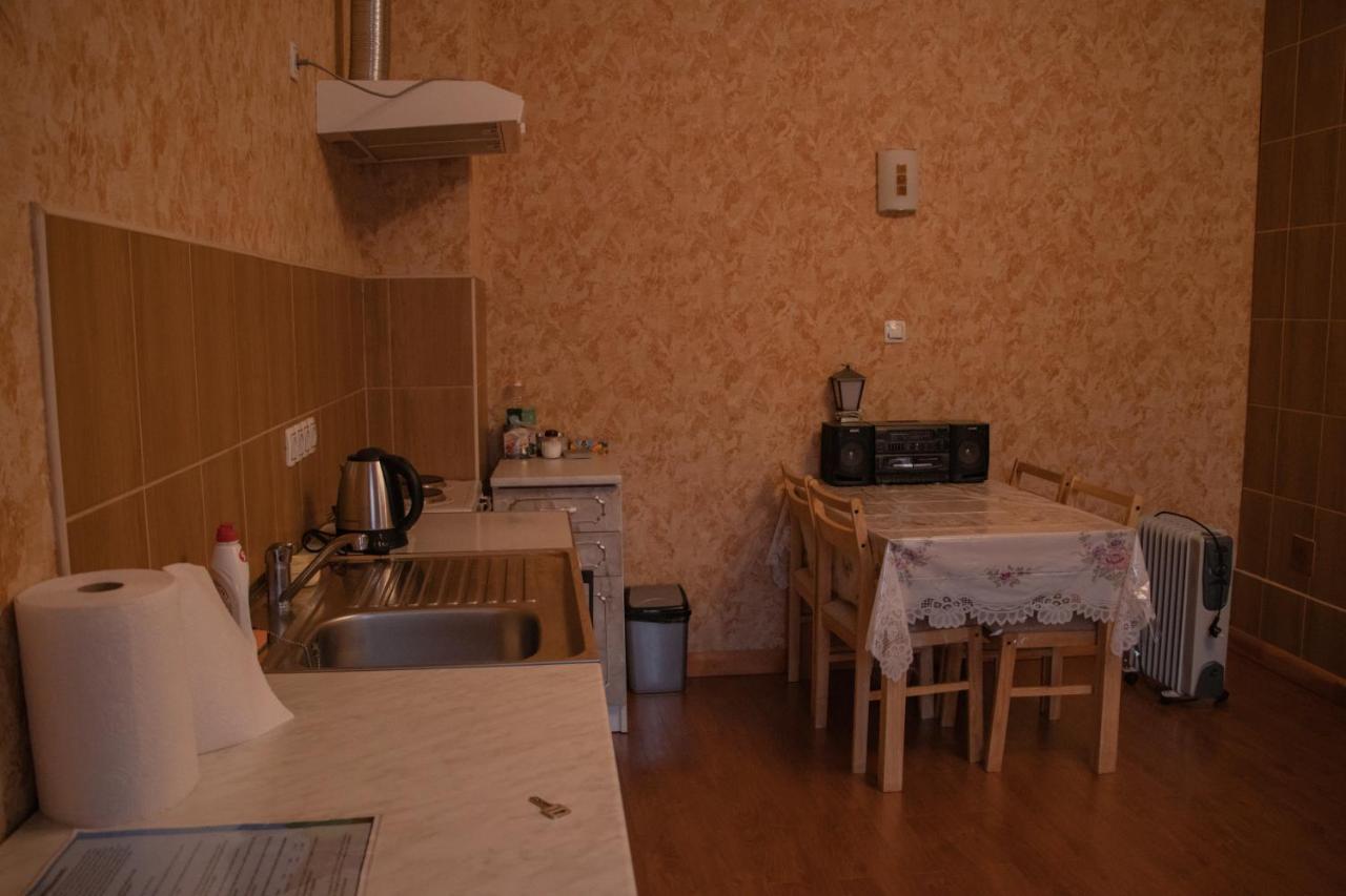 Kurbrauksim Goldingen Apartments クルディーガ エクステリア 写真